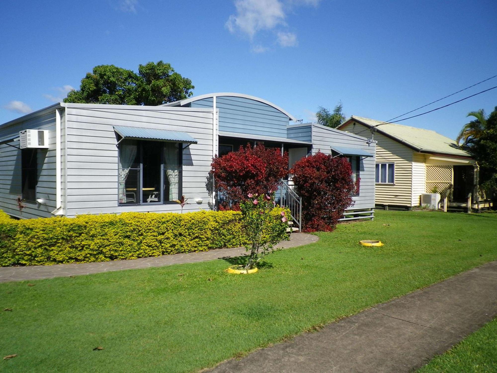 Tin Can Bay'S Sleepy Lagoon Motel Экстерьер фото